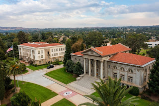 What GPA do you need to get into University of Redlands?